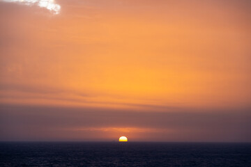 Schöner Sonnenaufgang am Atlantik / Kanarische Inseln