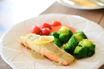salmon steak with vegetables