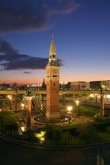 倉敷駅前の夕景　夜景　黄昏　岡山観光　インバウンド
