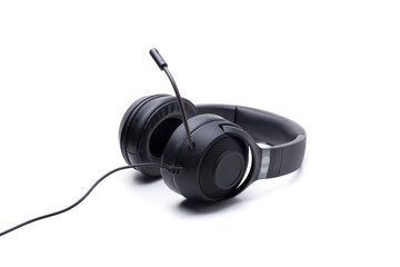 gaming headphones to play video games