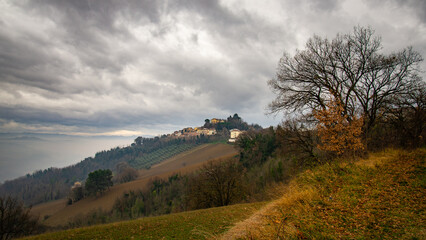 The village of Belvedere Fogliense, previously Montelevecchie is part of the Comune of Tavullia in...