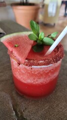 Bebida a base de frutas rojas