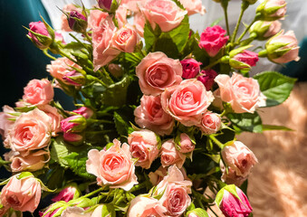 roses small pink flowers bouquet photo close up macro
