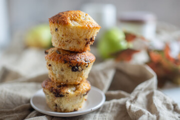 chocolate banana muffins