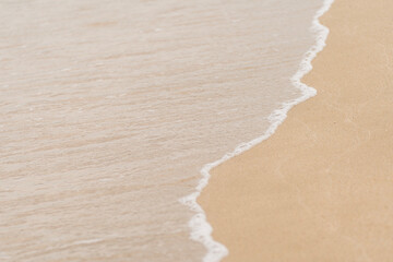 砂浜と穏やかな波