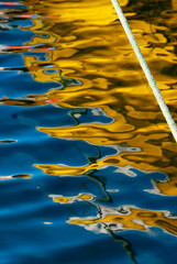 Cable and reflection in the sea