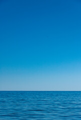 Obraz premium sea ​​and waves at Iceland's shores