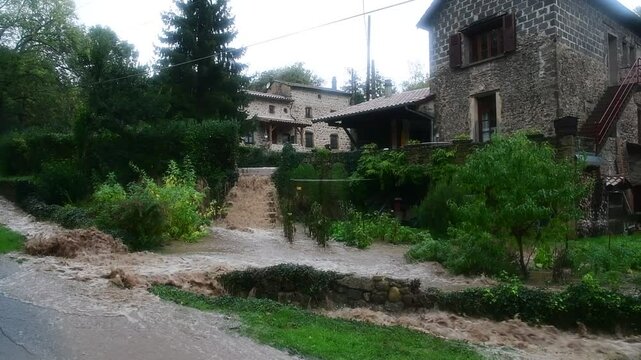 Floods and flooding in