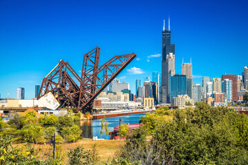 City of Chicago skyline and Chicago river rusty bridge view