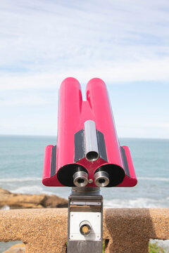 Binoculars for viewing 