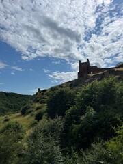 Obraz premium ruin of an old castle in the mountains