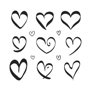 dodle hearts are in different sizes and are arranged