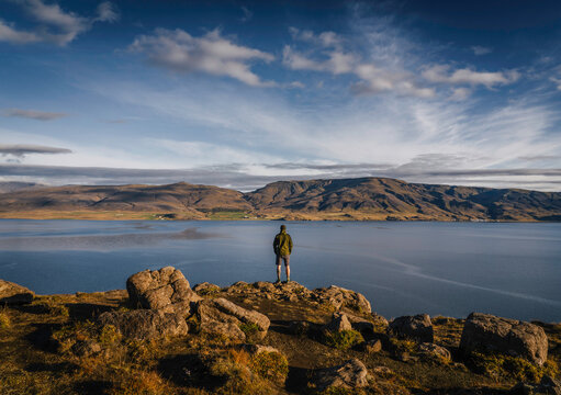 Person admiring an Icelandic view