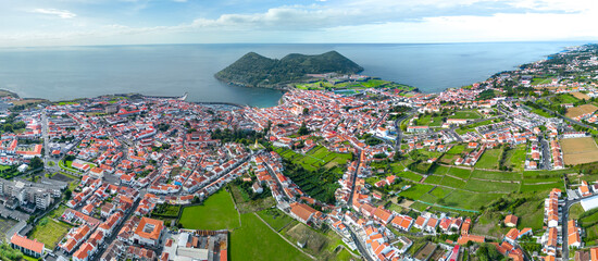Angra do Heroísmo. Cidade capital da ilha Terceira nos Açores. Vista aérea de Angra do Heroísmo...
