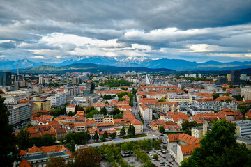 Fototapeta premium The city of Ljubljana from the top of the castle