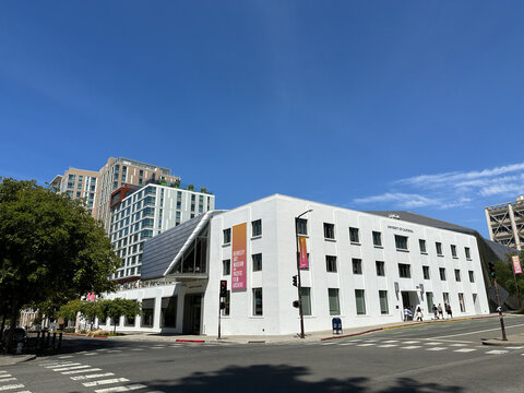 Berkeley Art Museum and Pacific Film Archive building on UCB campus.