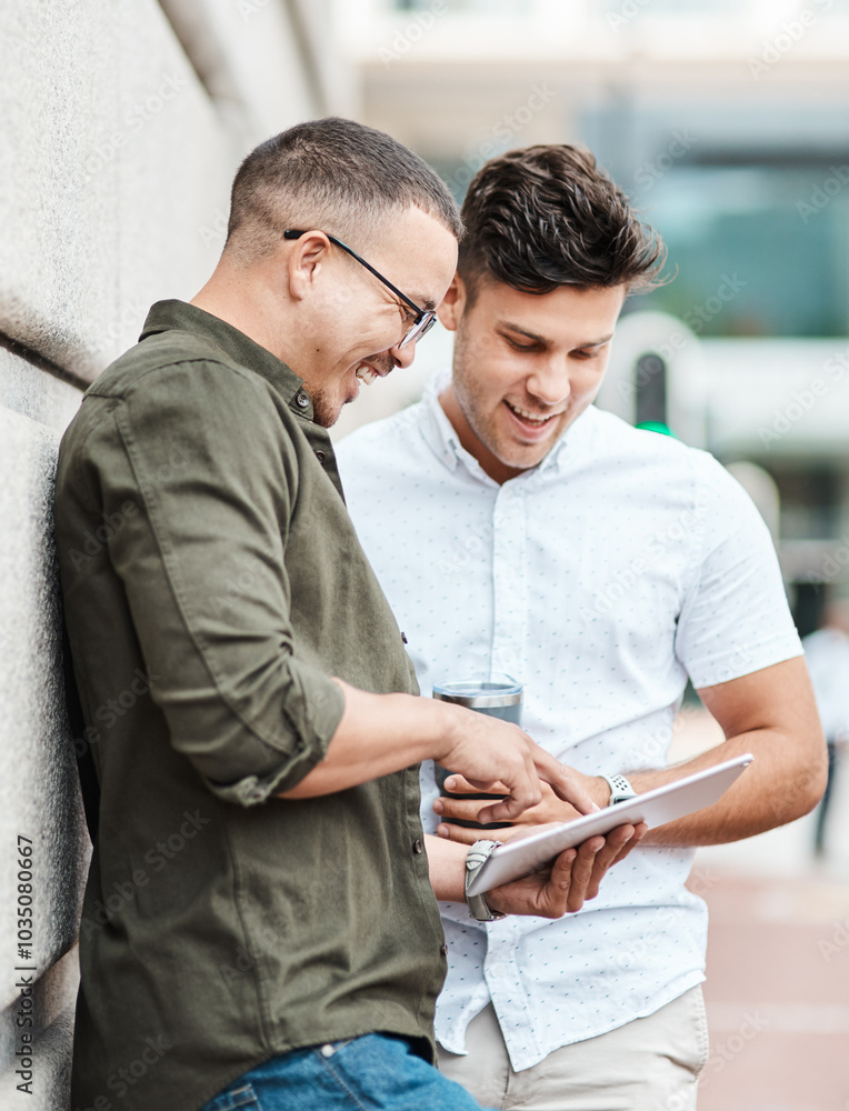 Poster Teamwork, creative or designers in city on tablet on website for networking and discussion for startup. People, planning or men on touchscreen for developing app homepage layout by outdoor building