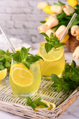 The Limoncello Spritz is a light, refreshing, cool cocktail made with lemon liqueur, prosecco and sparkling water, mint and a slice of lemon.