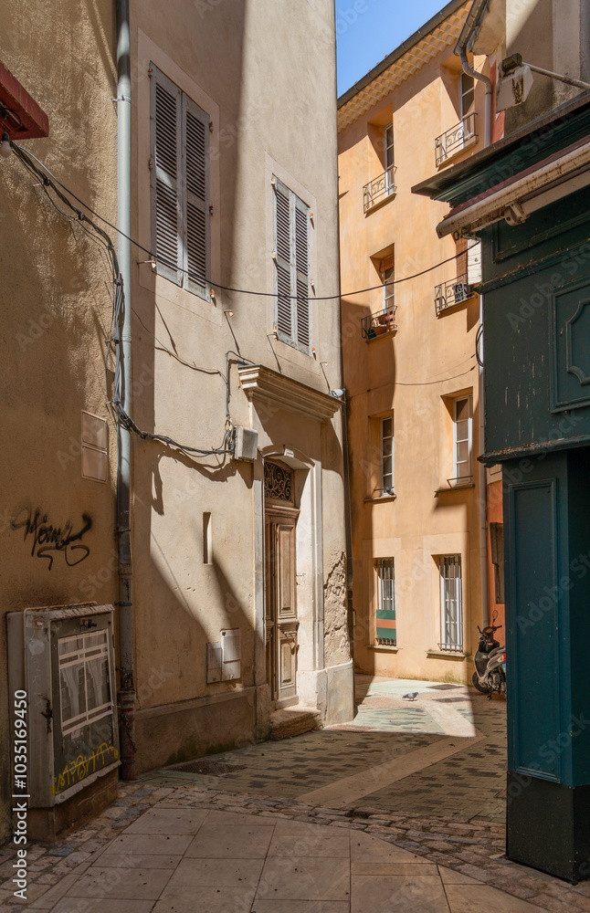 Wall mural Carpentras in southern France