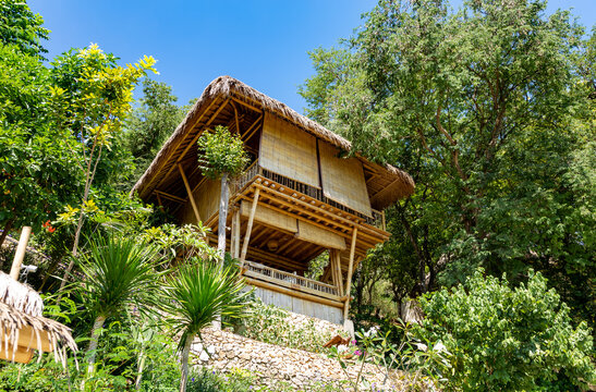 House on stilts, Labuan Bajo, Ost Nusa Tenggara, Flores, Indonesia, Southeast Asia.