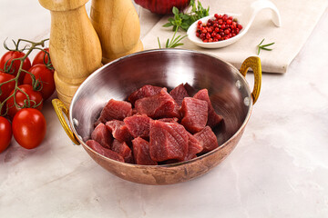 Raw beef cubes for cooking