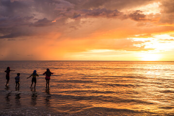 Fototapeta premium GOLDEN SKY