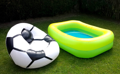 Pool, Fußball Sessel