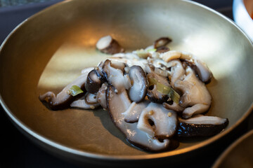 stir-fried mush room