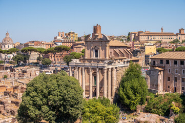  Looking down from  the Domus Tiberiana on the Palatine Hill towards the Antoninus and Faustina Temple in the Roman Forums.