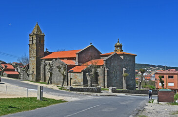 La chiesa di Santa María das Areas a Finisterre, provincia di Coruña, Galizia, Spagna