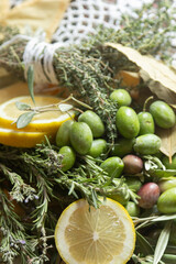 Aliño de hierbas para elaborar aceitunas en conserva