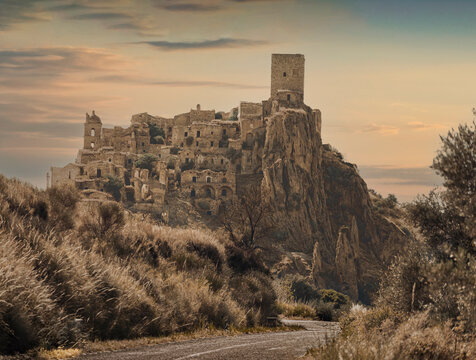 craco, old town, basilicata, ghost, italy