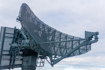 military background, ship radar for detection of aircraft