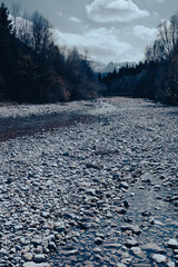 Riverbed melancholy