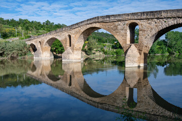 Fototapeta premium Puente la Reina Bridge