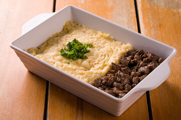 Delicious Shepherd's Pie with Mashed Potatoes and Beef