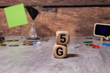 Image of 5g text, circles, soundwaves, radar, database over storage equipment in server room.