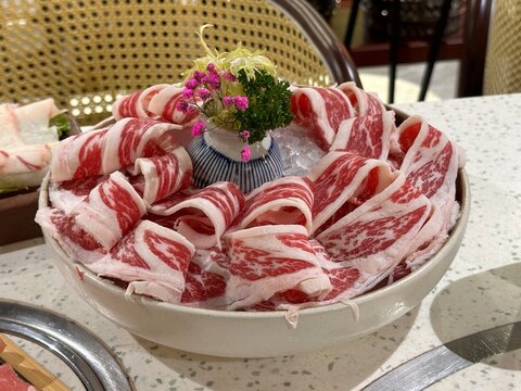 beef roll for hot pot, fresh sliced raw beef, meat roll
