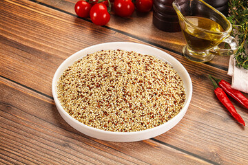 Raw dry quinoa seeds cereal