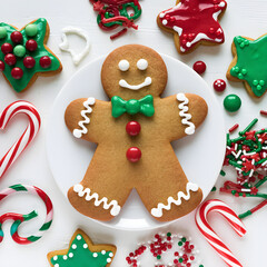 gingerbread cookies and christmas cookies
