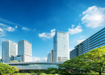 青空と会社の建物