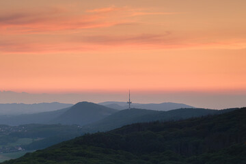 Abendrot über Weserbergland und Wiehengebirge an der Porta Westfalica