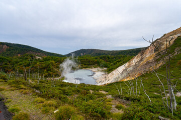 北海道　登別温泉　大湯沼の風景