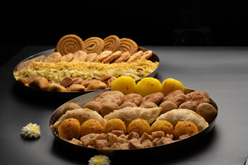 Diwali snacks Diwali faral Festival food items Festival snacks from Maharashtra