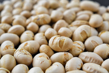 日本の節分：節分豆  (節分の豆)　コピースペースあり　背景素材　Japanese Setsubun: Setsubun beans (Setsubun beans) Copy space available Background material