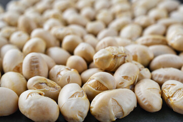 日本の節分：節分豆  (節分の豆)　コピースペースあり　背景素材　Japanese Setsubun: Setsubun beans (Setsubun beans) Copy space available Background material