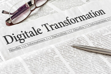 Zeitung mit der Überschrift Digitale Transformation