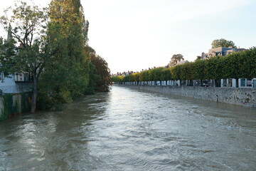 Vend&ocirc;me sous les inondations