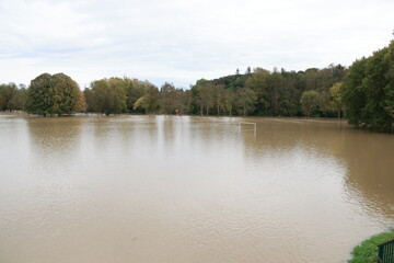 Vend&ocirc;me : stade des Grands Pr&eacute;s sous l'eau