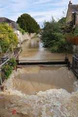 Vend&ocirc;me sous les inondations